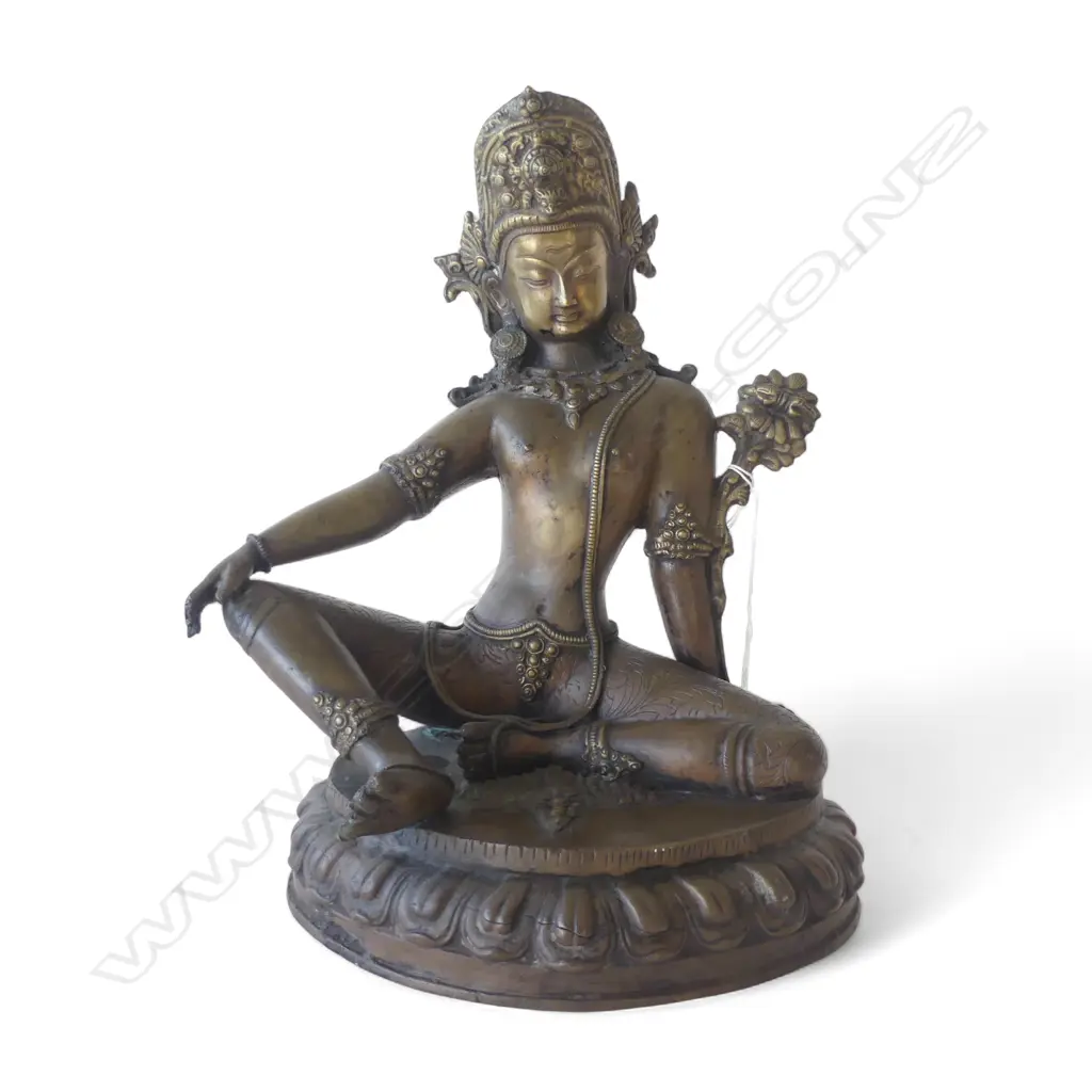 Tibetan bronze Green Tara figure, Image 1++